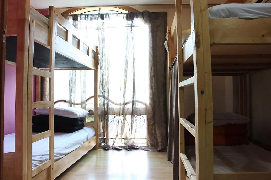 Hallasan Moncher Guesthouse Jeju