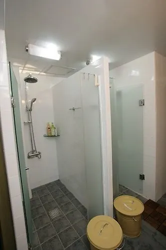 Hallasan Moncher Guesthouse Jeju